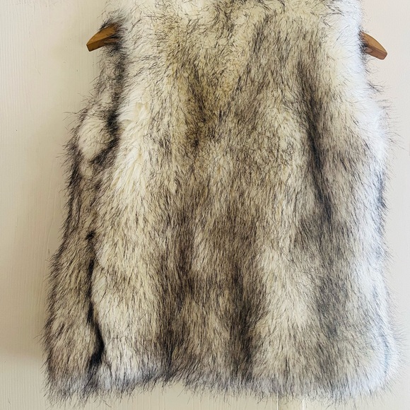 VTG Y2K Iconic Wet Seal Wolfcore Aprés Ski Snow Leopard Festival Faux Fur Vest M - Picture 6 of 8